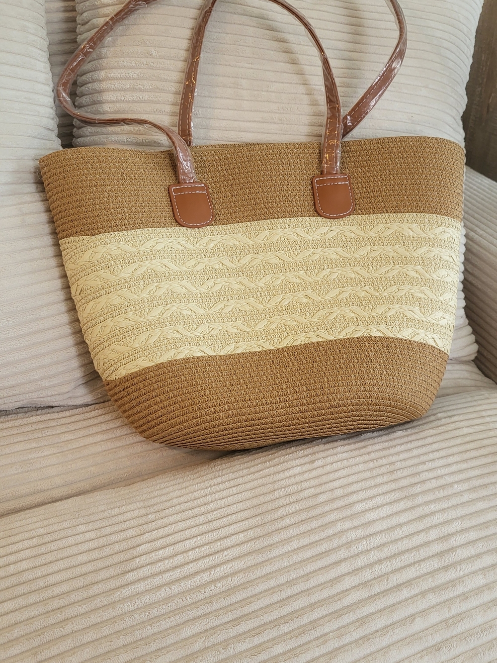 FREE GIFT   Ifykyk...Brown and Cream Straw Tote Bag with Shoulder Straps
